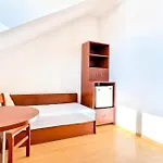 Navara 歌林